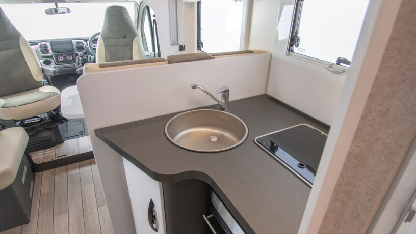Mc Louis Fusion 373 Kitchen