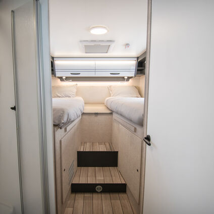 Mc Louis Fusion 373 Rear Fixed Single Beds