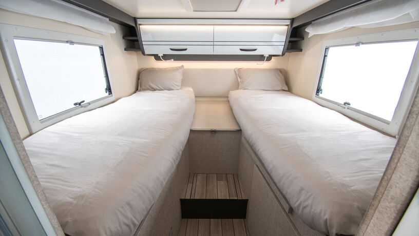 Mc Louis Fusion 373 Rear Fixed Single Beds 2