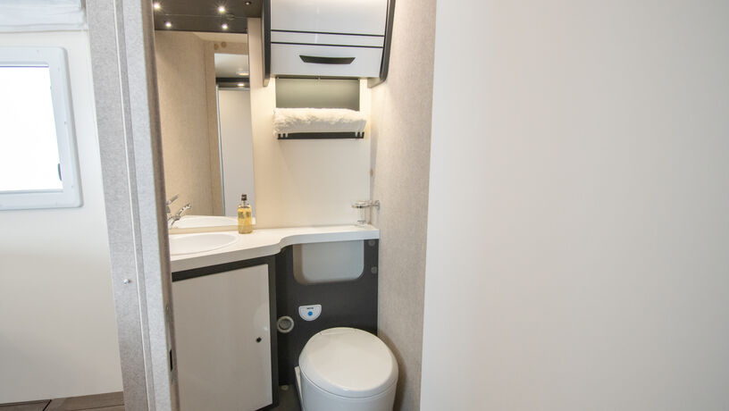 Mc Louis Fusion 373 Toilet 3